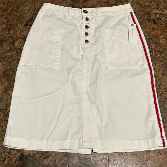 Anthropologie Pilcro White Denim Skirt w/ Red Striped Button Fly Size 0 NWT $98 - Picture 1 of 10